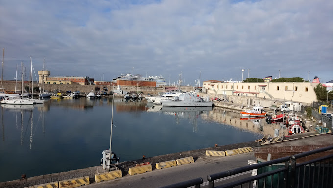 Sede Compagnia Guardia di Finanza Civitavecchia