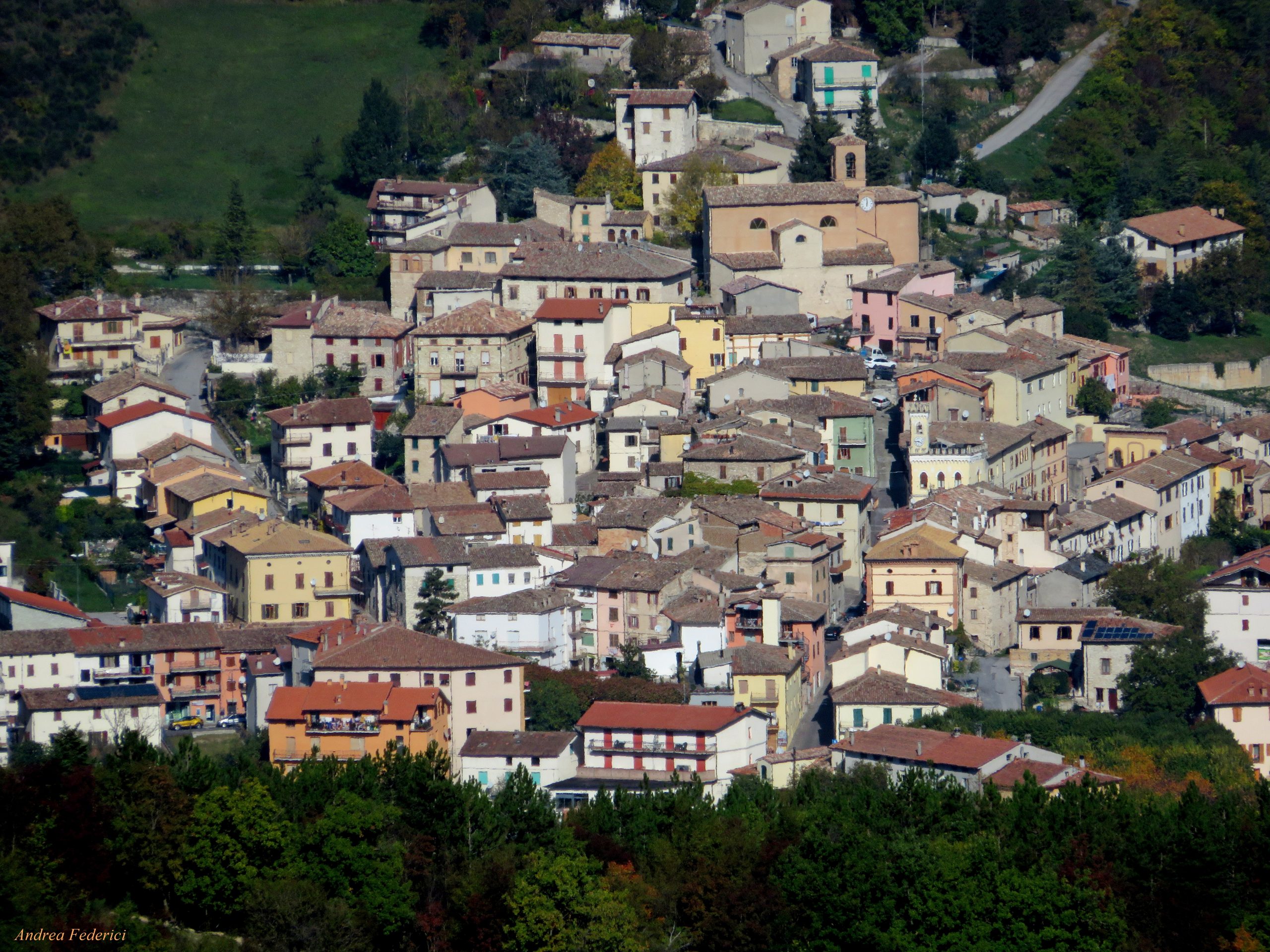 Patto di amicizia con Fiuminata. 